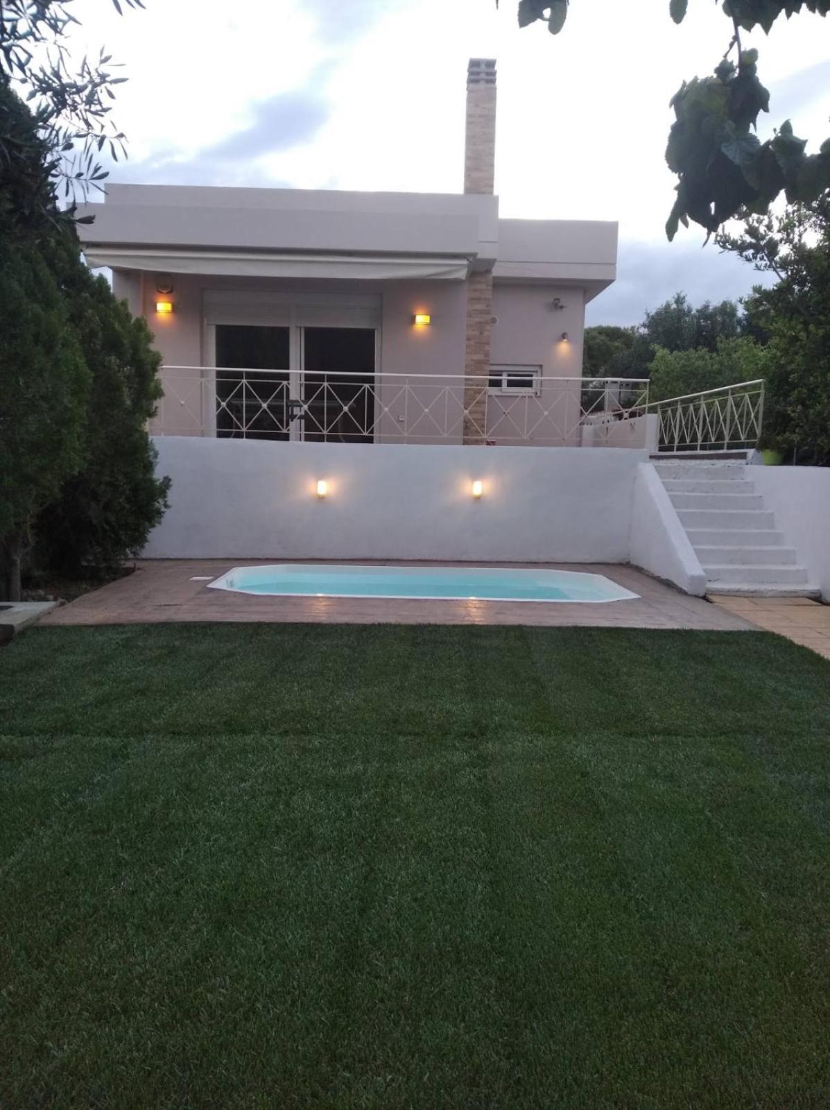 Cozy Villa Vita Lagonisi Kalivia Thorikou Exterior photo